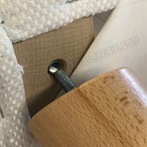 fixation pieds  sommier tige de 8 mm 